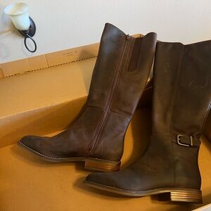 Clarks marble brown camzin branch dark brown leather boots size 8 Brand new